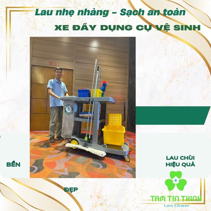 Xe đẩy dụng cụ vệ sinh